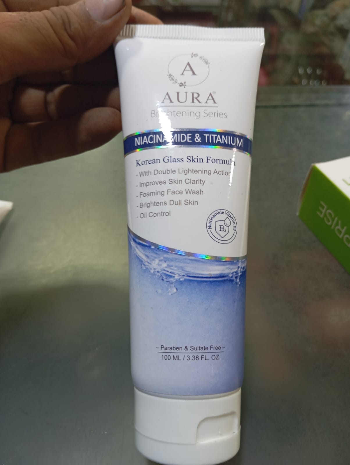 Aura Niacinamide & Titanium Brightening Face Wash  Korean Glass Skin Formula